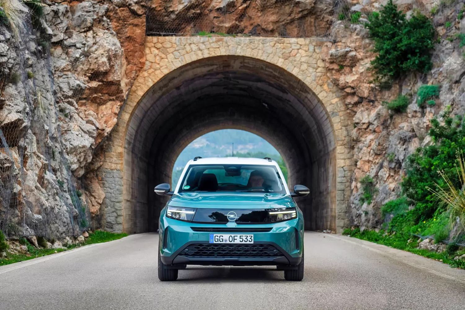 Opel Frontera Hybrid