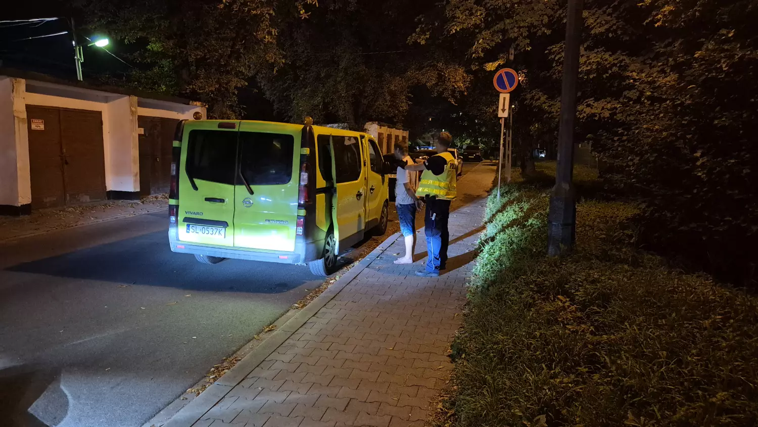 Z kluczykami w ręku świadek wsiadł do swojego samochodu i wrócił na miejsce stłuczki.