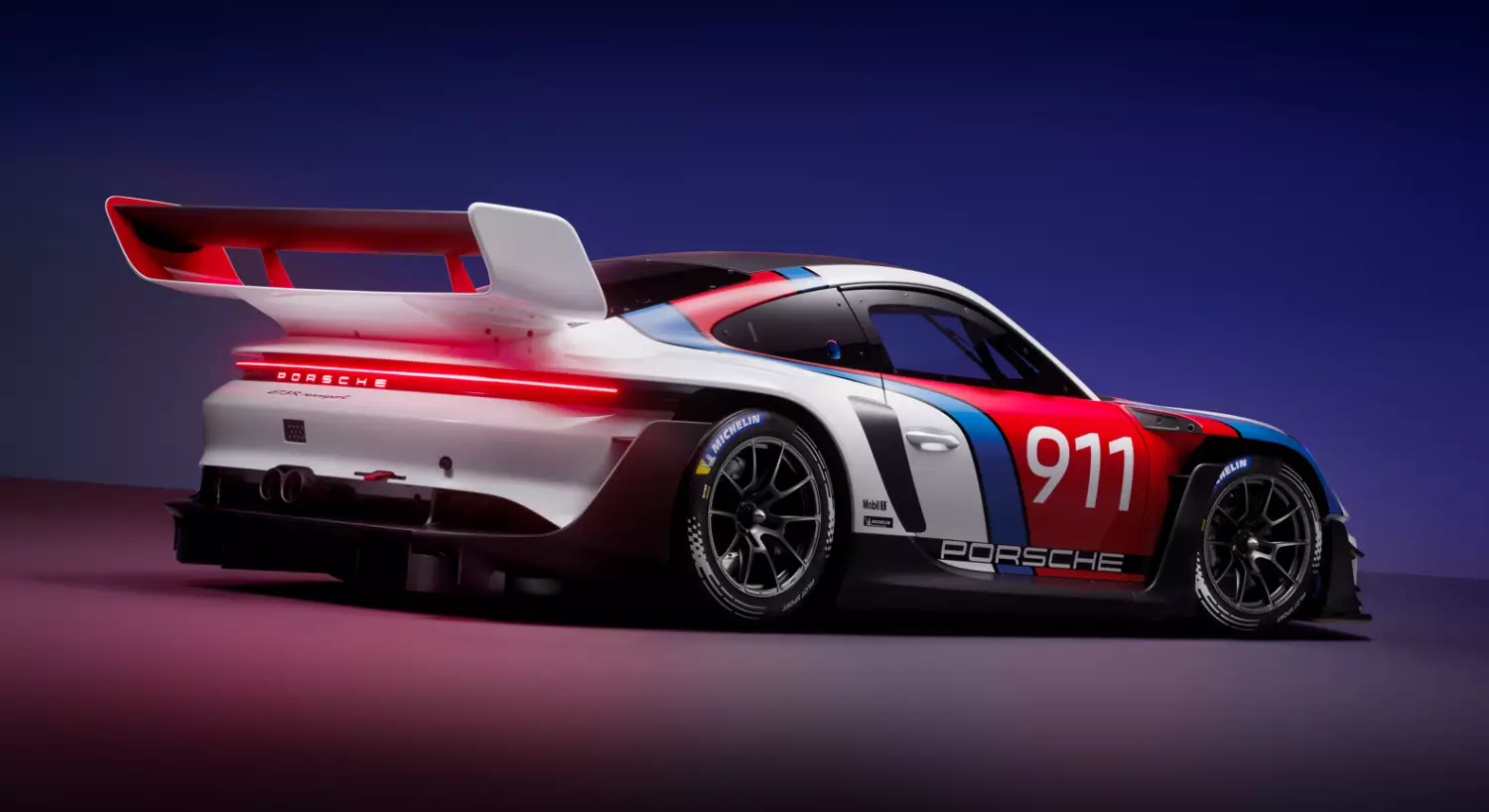 Nowe Porsche 911 GT3 R rennsport. Dla kolekcjonerów
