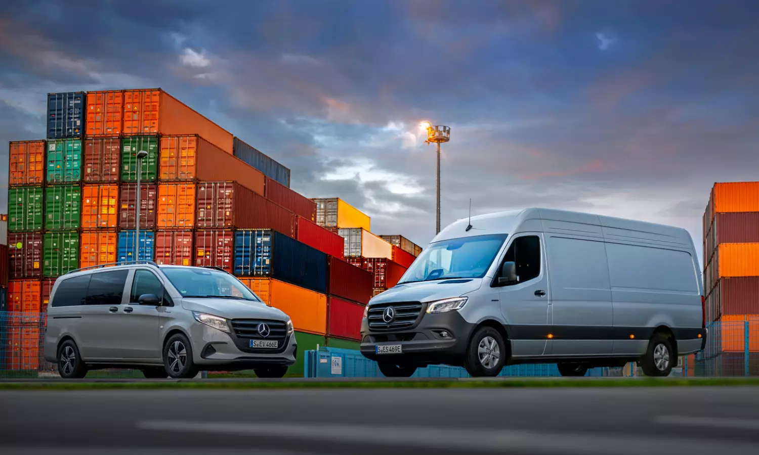 Mercedesy (e) Vito i (e)Sprinter