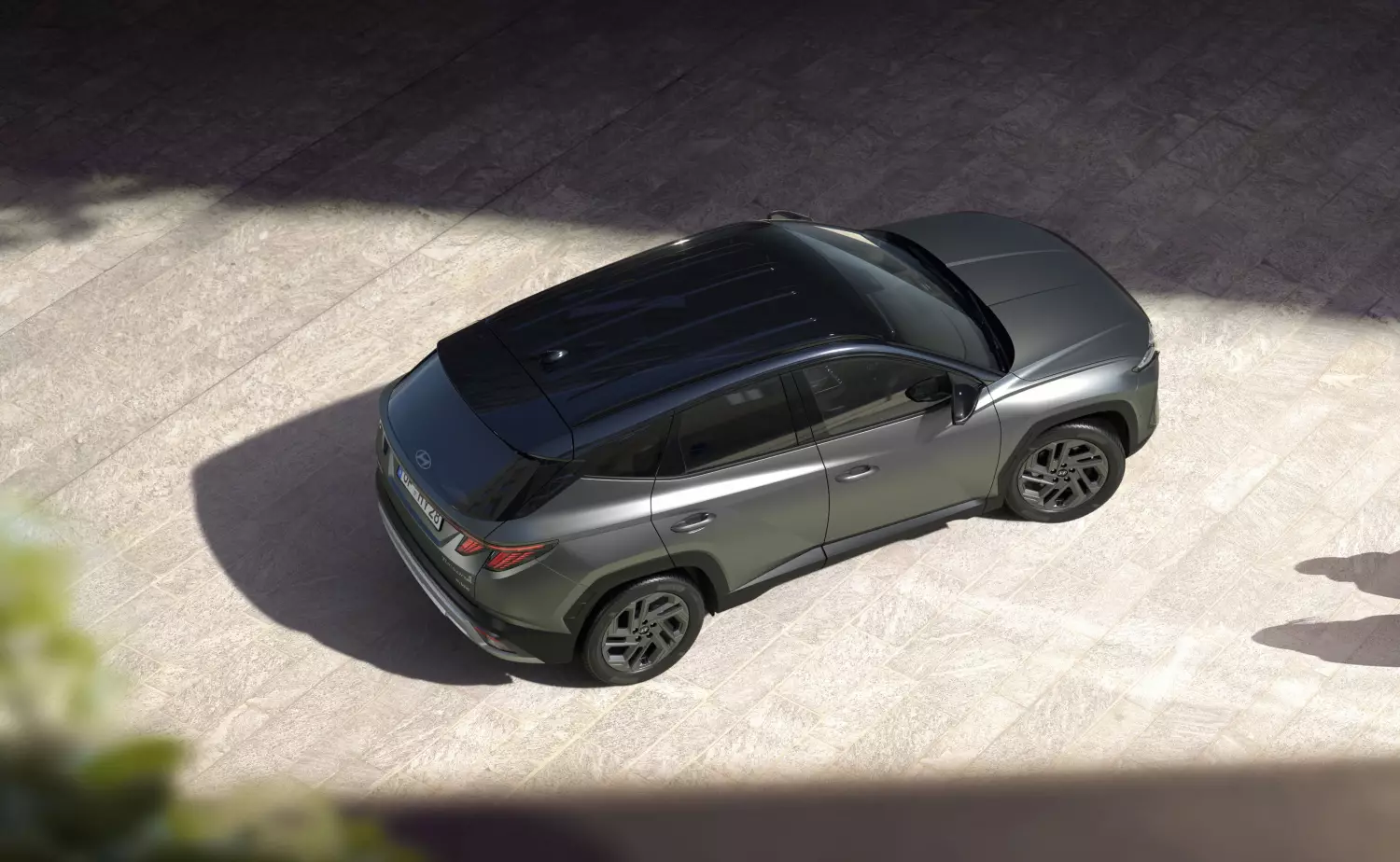 Hyundai Tucson zadebiutował w 2004 roku i był jednym z samochodów`, które ukształtowały kategorię kompaktowych SUVów