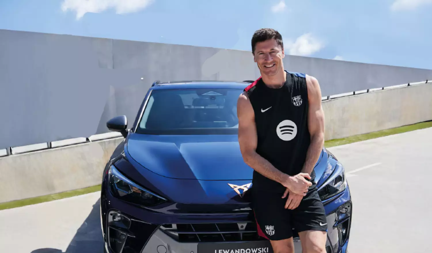 Lewandowski wybrał Cuprę Terramar VZ eHYBRID