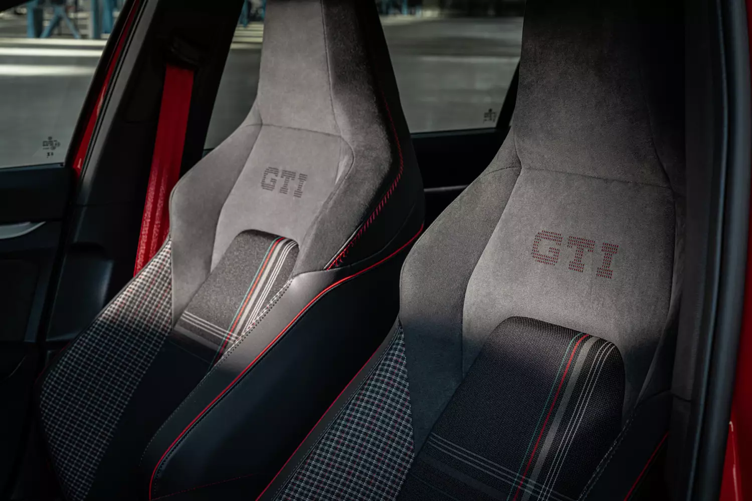 Volkswagen Golf GTI EDITION 50